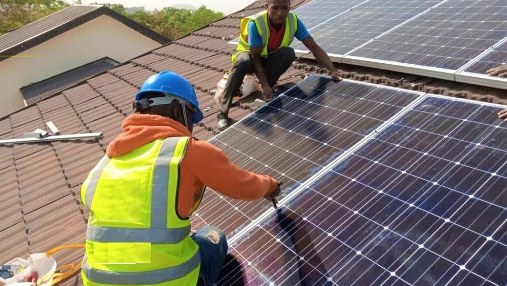 Solar panels being installed_renewale energy_Norman Bwuruk Didam